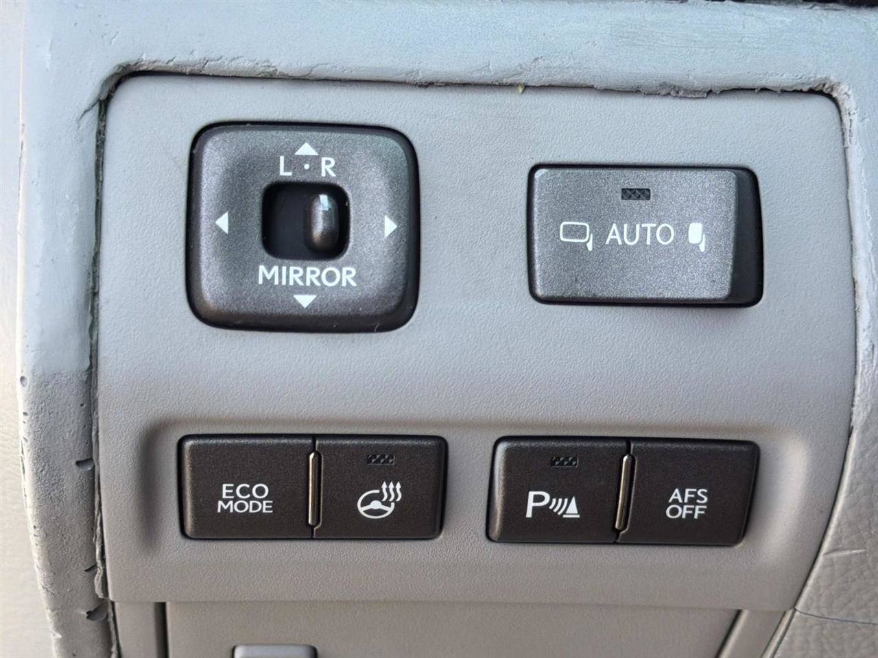 Used 2011 Lexus LS 460 w/ Comfort Pkg RWD image 19
