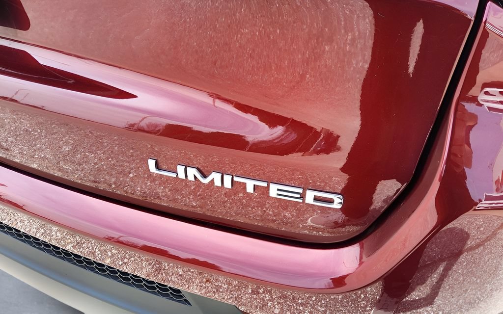 Used 2022 Jeep Compass Limited AWD/4WD image 39