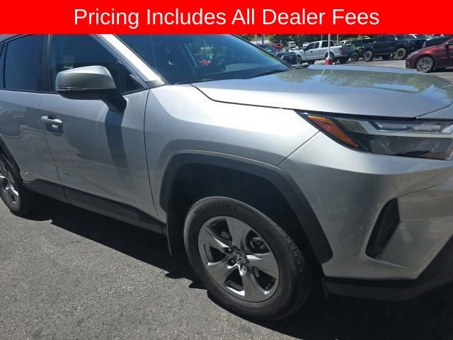 Used 2025 Toyota RAV4 XLE w/ Convenience Package AWD/4WD image 8