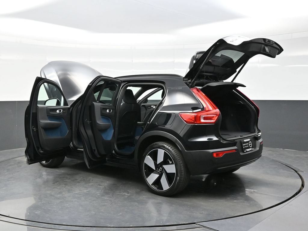 Used 2023 Volvo XC40 Recharge Ultimate w/ Protection Package Premier AWD/4WD image 47