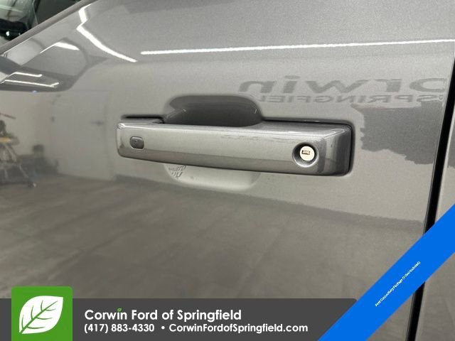 New 2026 Ford F350 Lariat w/ Black Appearance Package image 22