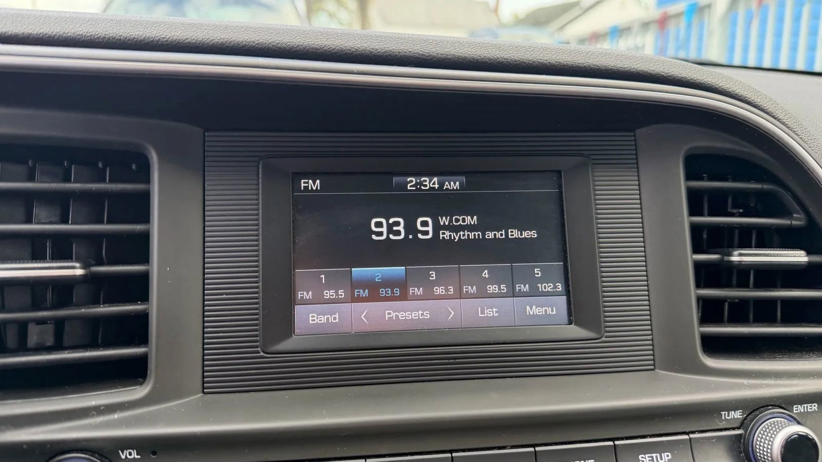 Used 2020 Hyundai Elantra SE image 19