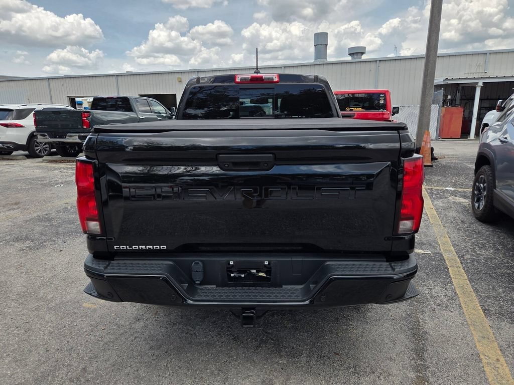 Used 2023 Chevrolet Colorado Z71 w/ Z71 Convenience Package 2 AWD/4WD image 7