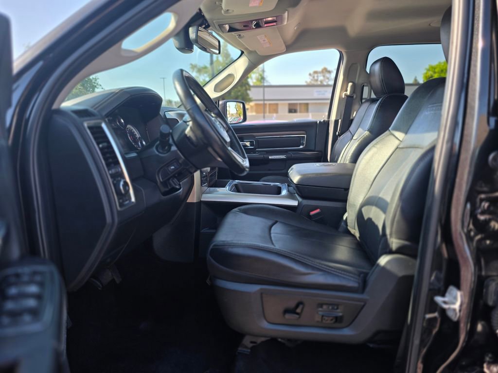Used 2017 RAM 1500 Laramie w/ Convenience Group image 12