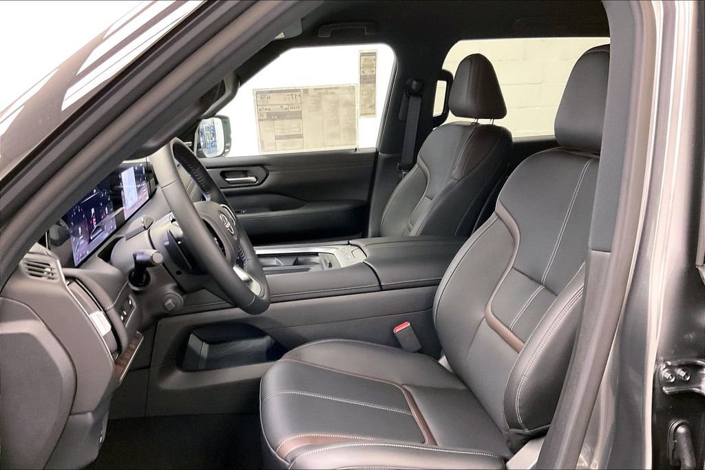 New 2026 Nissan Armada SL image 9