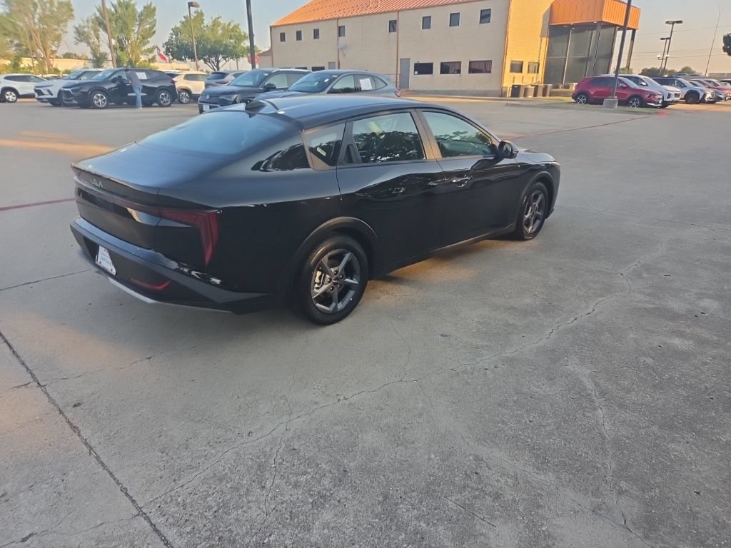 Used 2025 Kia K4 FWD image 7