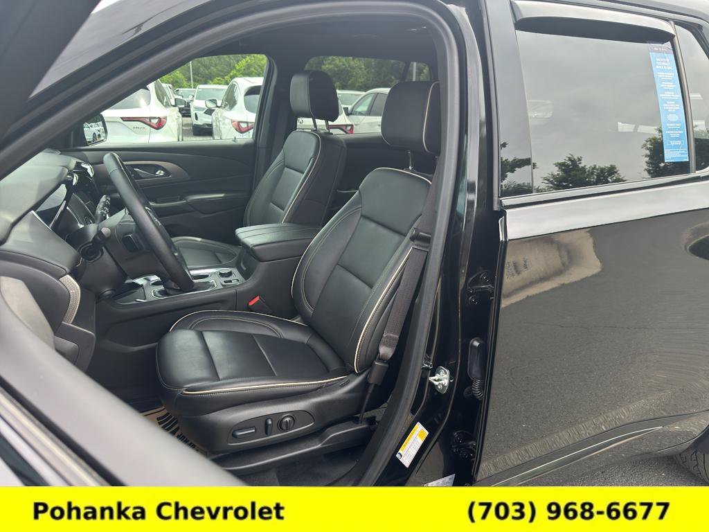 Certified 2023 Chevrolet Traverse Premier w/ Redline Edition AWD/4WD image 25