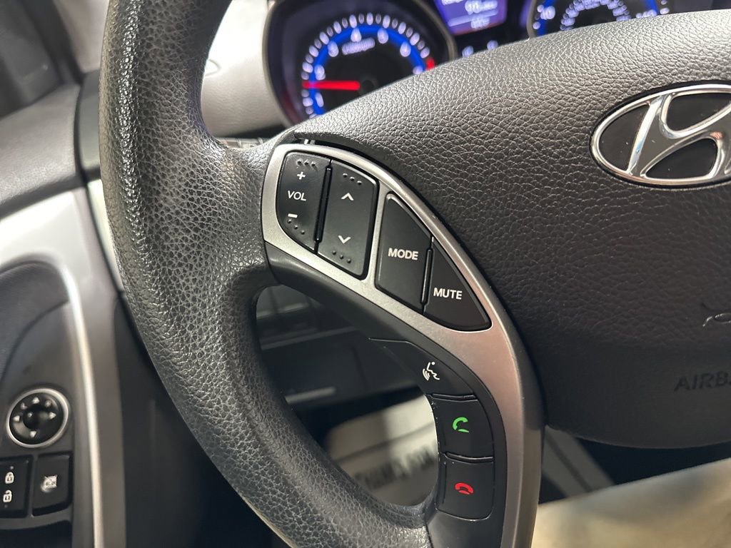 Used 2016 Hyundai Elantra GT image 30