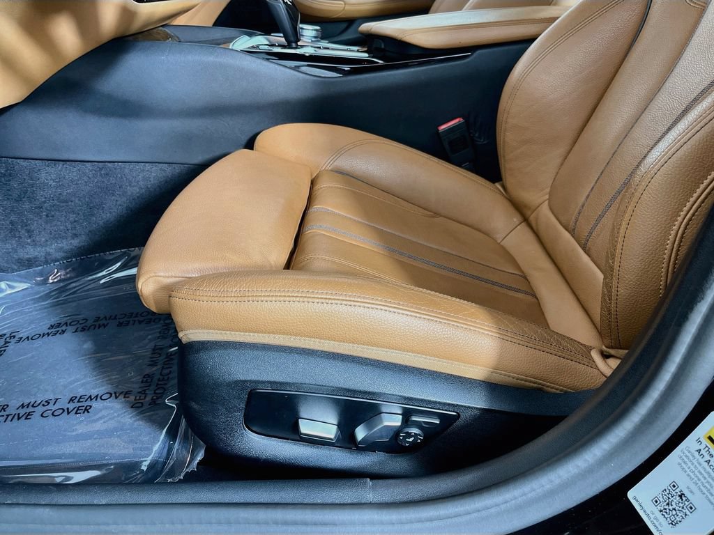 Used 2020 BMW 540i xDrive AWD/4WD image 28
