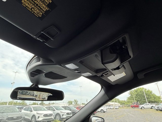 New 2025 Ford Escape ST-Line w/ Cold Weather Package image 27