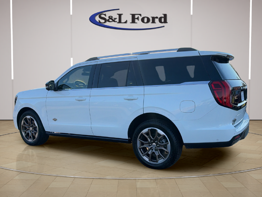Certified 2025 Ford Expedition King Ranch AWD/4WD image 4