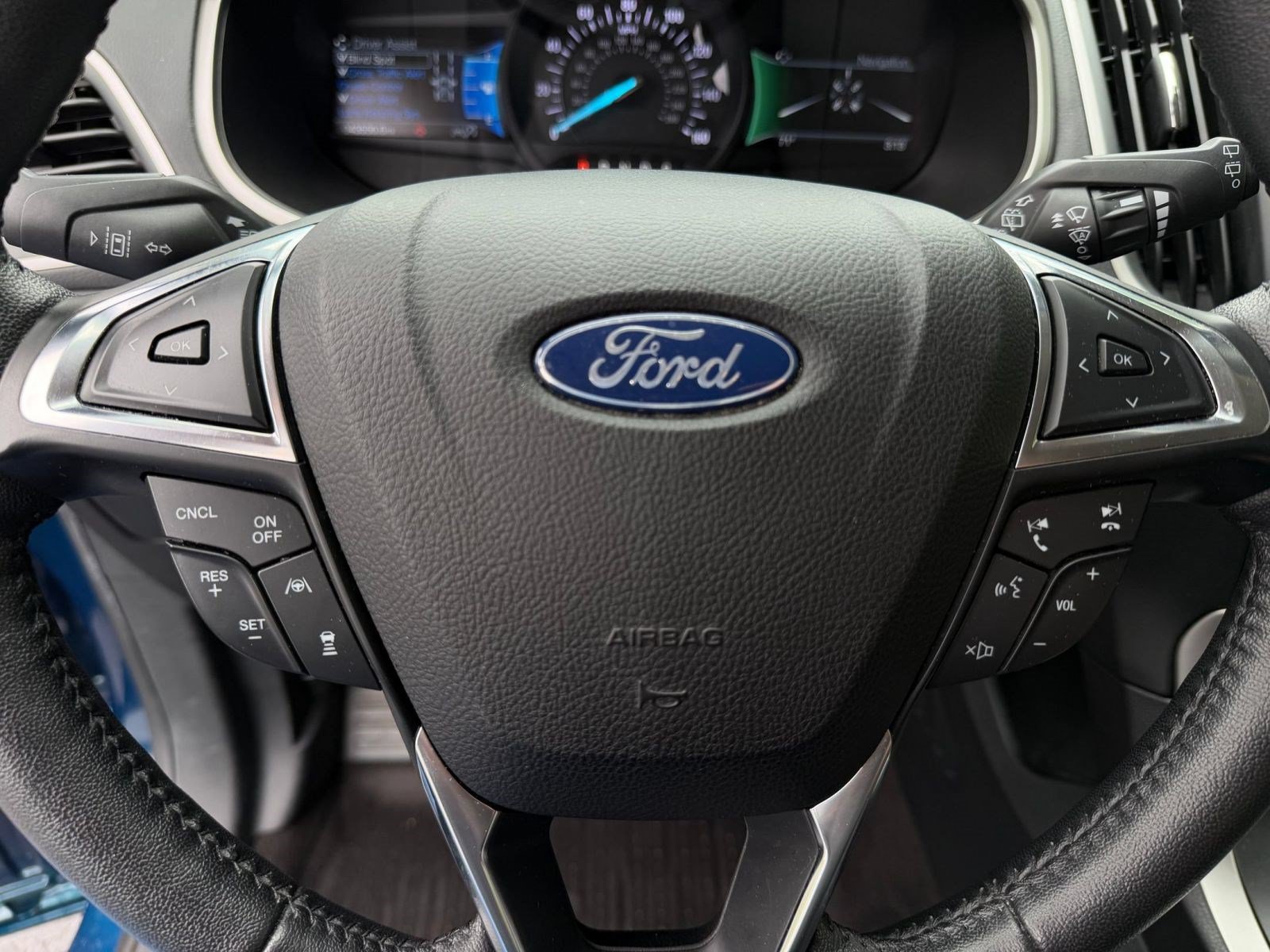 Used 2020 Ford Edge SEL w/ Convenience Package FWD image 32
