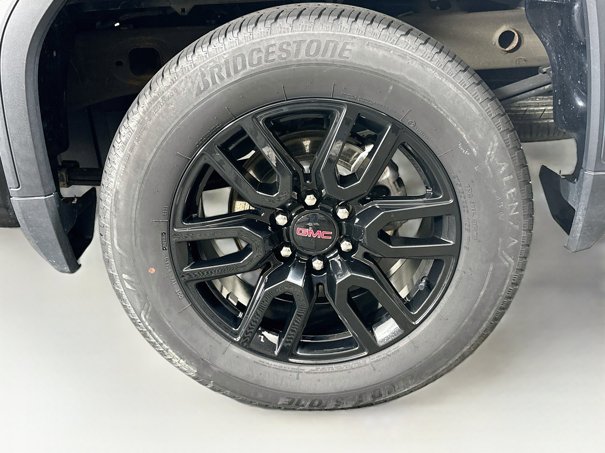 Used 2024 GMC Sierra 1500 Elevation AWD/4WD image 11