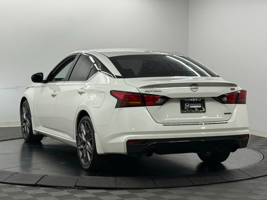 Used 2023 Nissan Altima 2.0 SR image 10