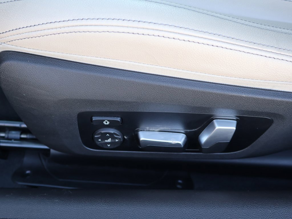 Used 2023 BMW 430i Convertible w/ M Sport Package image 38