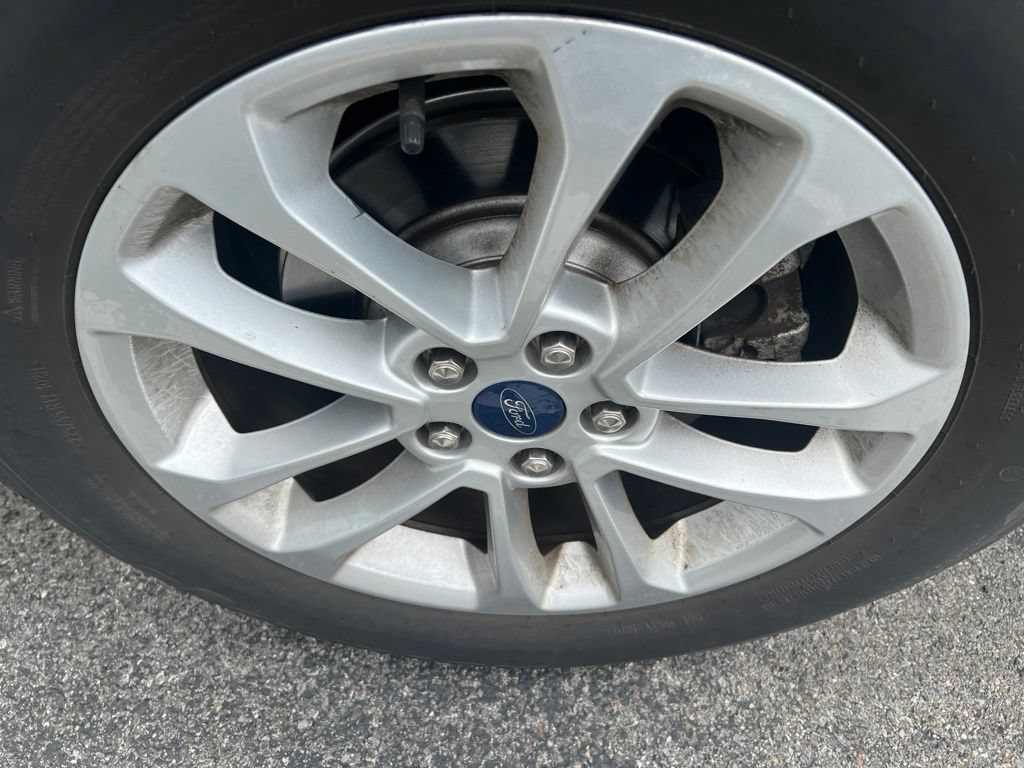 Used 2020 Ford Escape SE AWD/4WD image 2