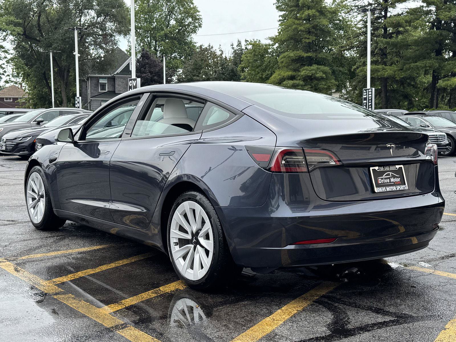 Used 2023 Tesla Model 3 Standard Range RWD image 9