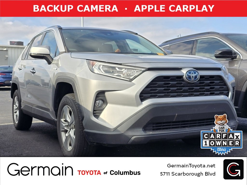 Used 2021 Toyota RAV4 XLE image 1