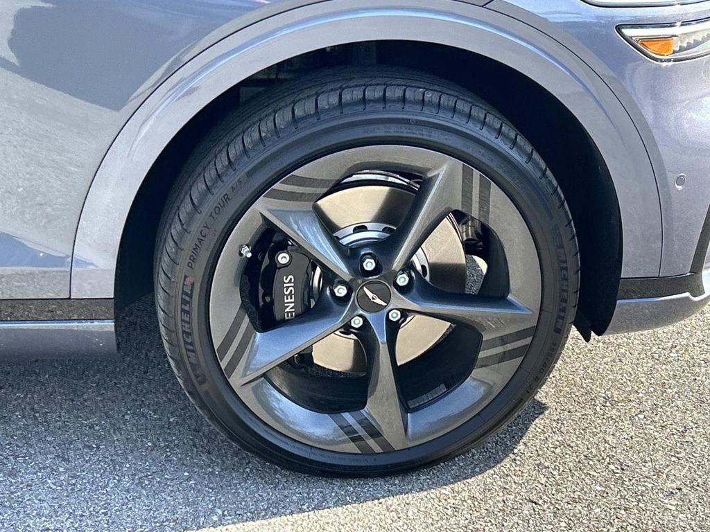 New 2026 Genesis GV70 2.5T Sport Prestige image 9