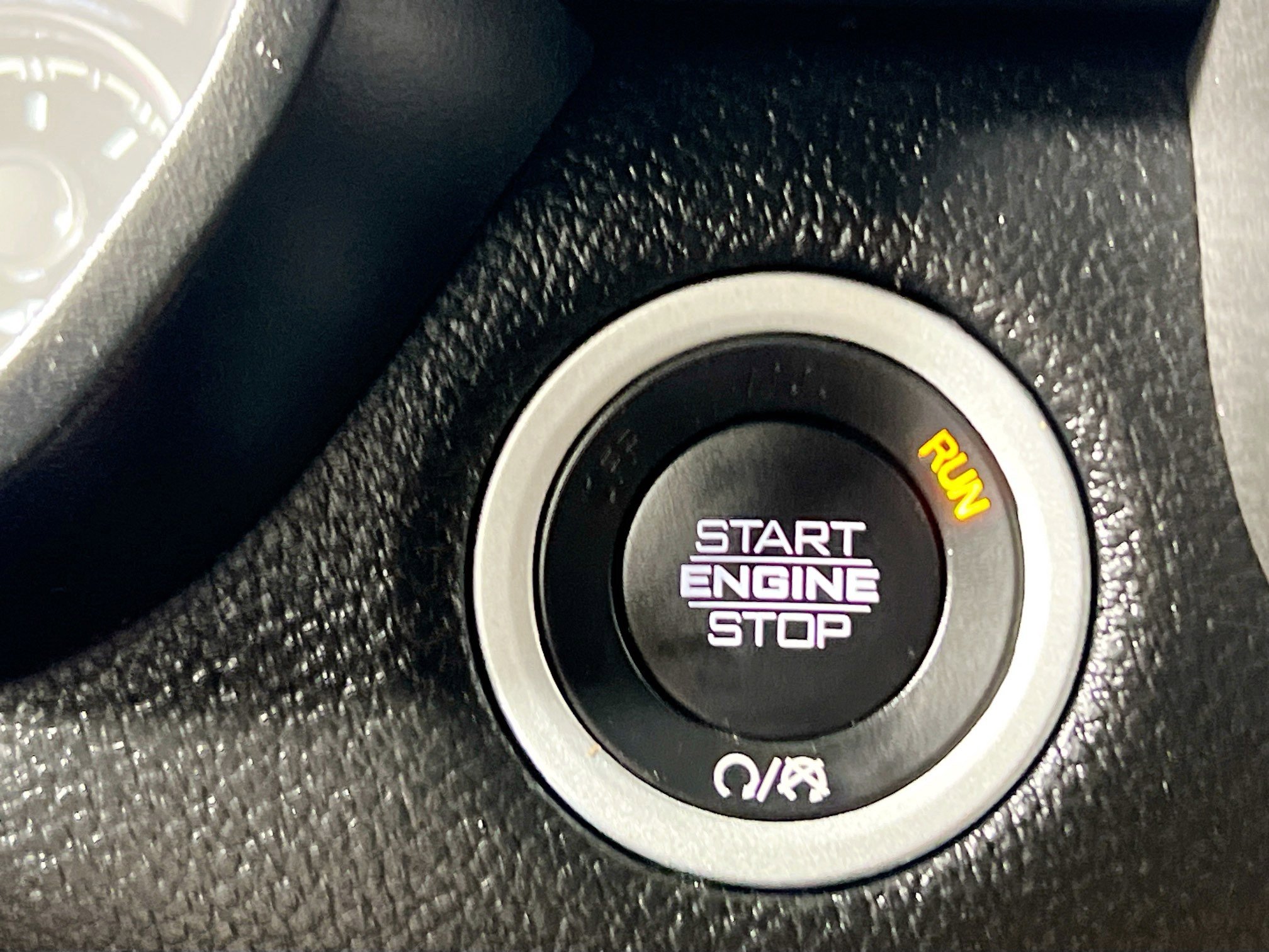 Used 2020 RAM 1500 Laramie w/ Sport Appearance Package image 24