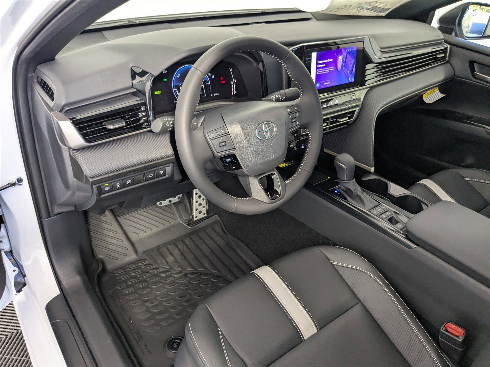 New 2026 Toyota Camry SE image 11