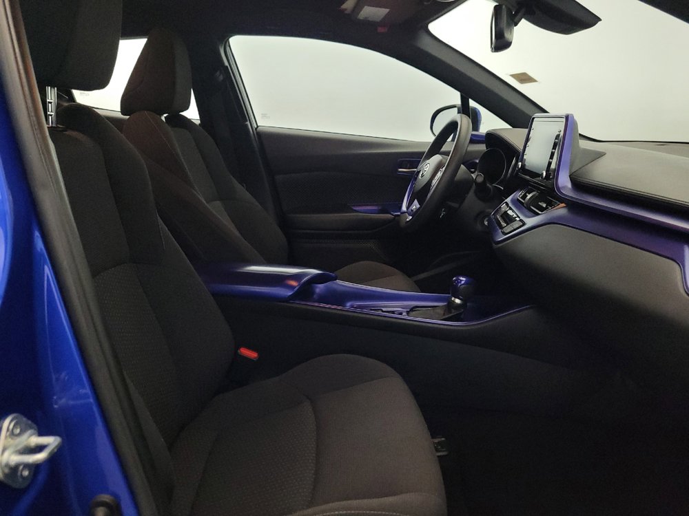 Used 2019 Toyota C-HR LE FWD image 21
