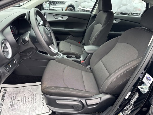 Used 2023 Kia Forte LXS w/ LXS Technology Package image 12