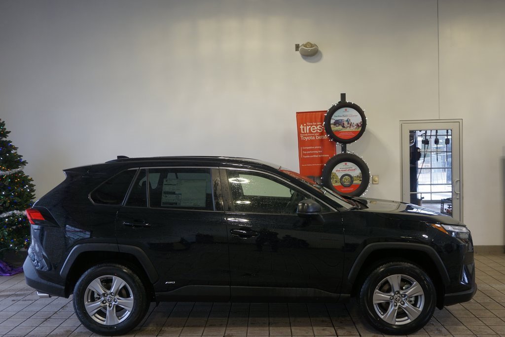 New 2025 Toyota RAV4 LE image 14