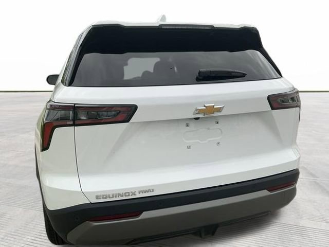 Used 2026 Chevrolet Equinox LT w/ Convenience Package II AWD/4WD image 9