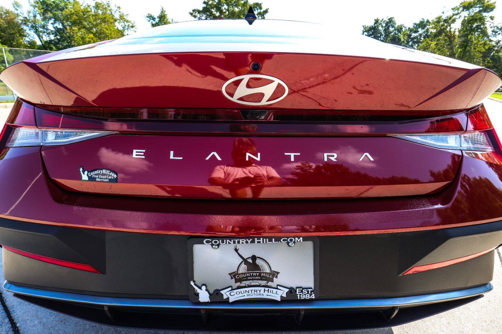 Used 2024 Hyundai Elantra SEL FWD image 38