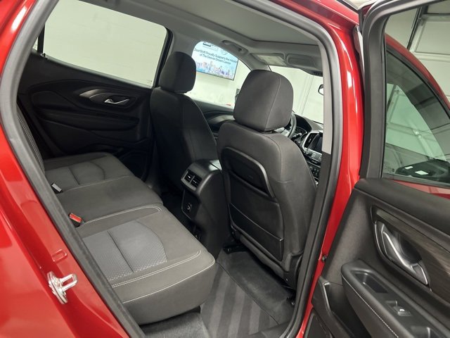 Used 2024 GMC Terrain SLE w/ Driver Convenience Package image 55