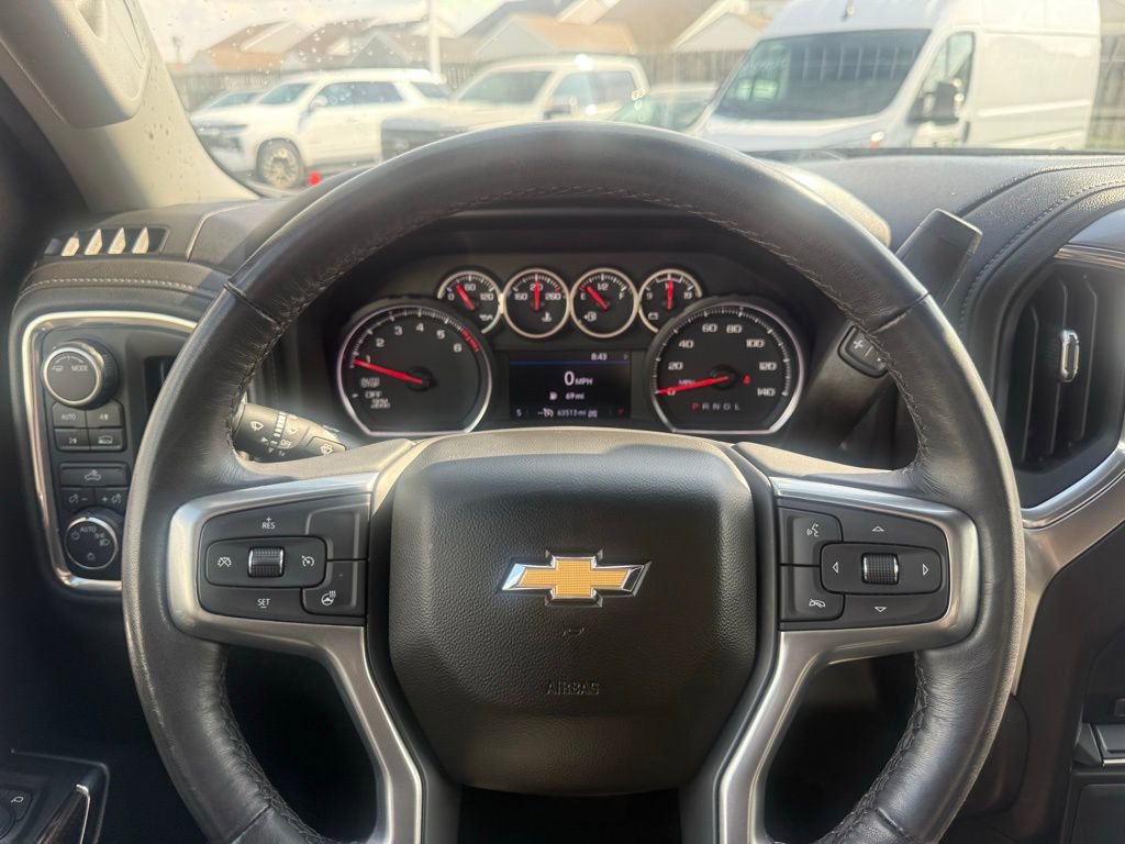 Used 2022 Chevrolet Silverado 1500 LT AWD/4WD image 22