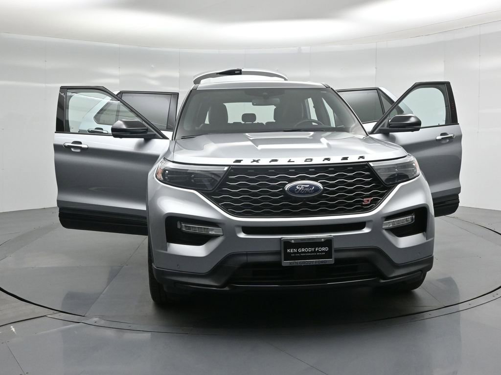 Used 2022 Ford Explorer ST w/ Equipment Group 401A AWD/4WD image 34