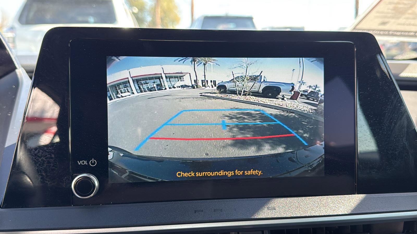 Used 2024 Toyota Prius LE image 15