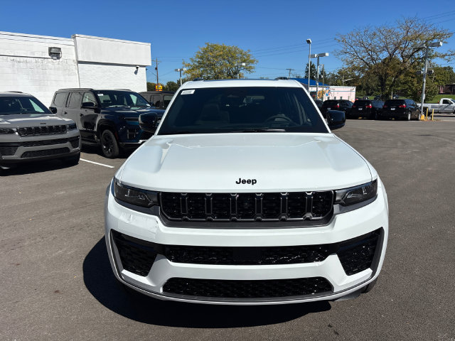 New 2027 Jeep Grand Cherokee L Limited AWD/4WD image 10
