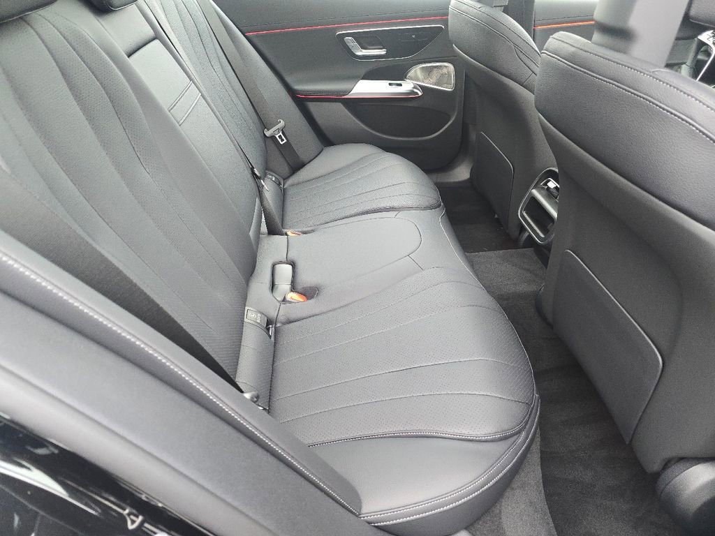 New 2026 Mercedes-Benz E 450 4MATIC All-Terrain Wagon image 21