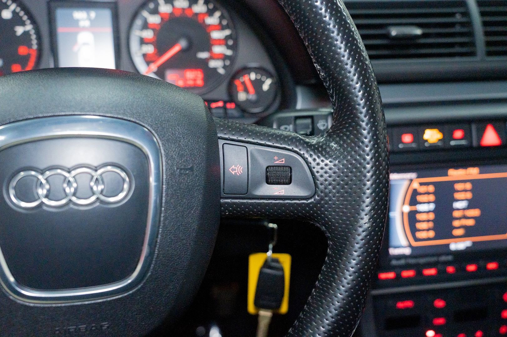 Used 2007 Audi RS 4 Sedan AWD/4WD image 36