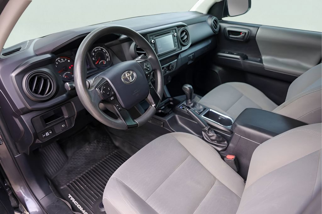 Used 2018 Toyota Tacoma SR w/ SR Convenience Package RWD image 12
