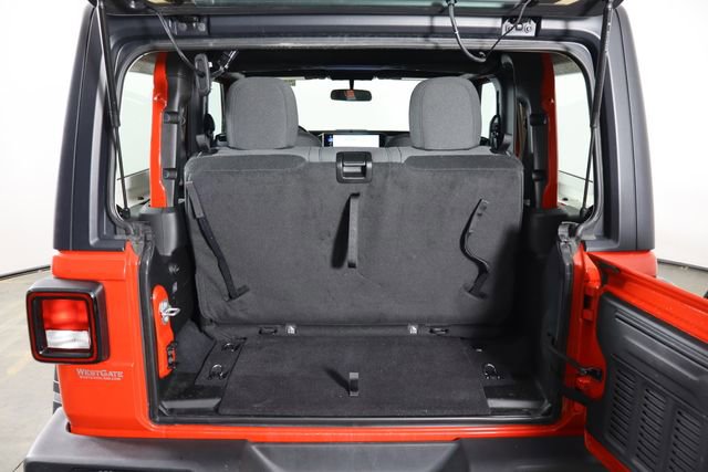 Used 2025 Jeep Wrangler Sport AWD/4WD image 17