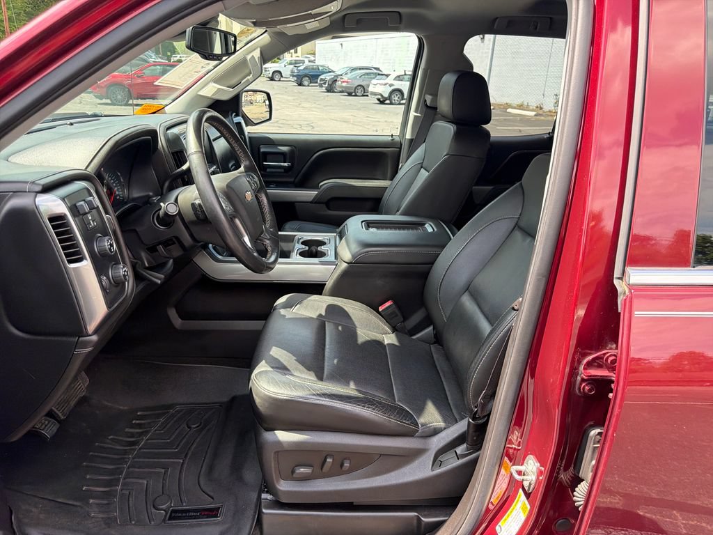 Used 2016 Chevrolet Silverado 1500 LTZ Z71 w/ LTZ Plus Package AWD/4WD image 32