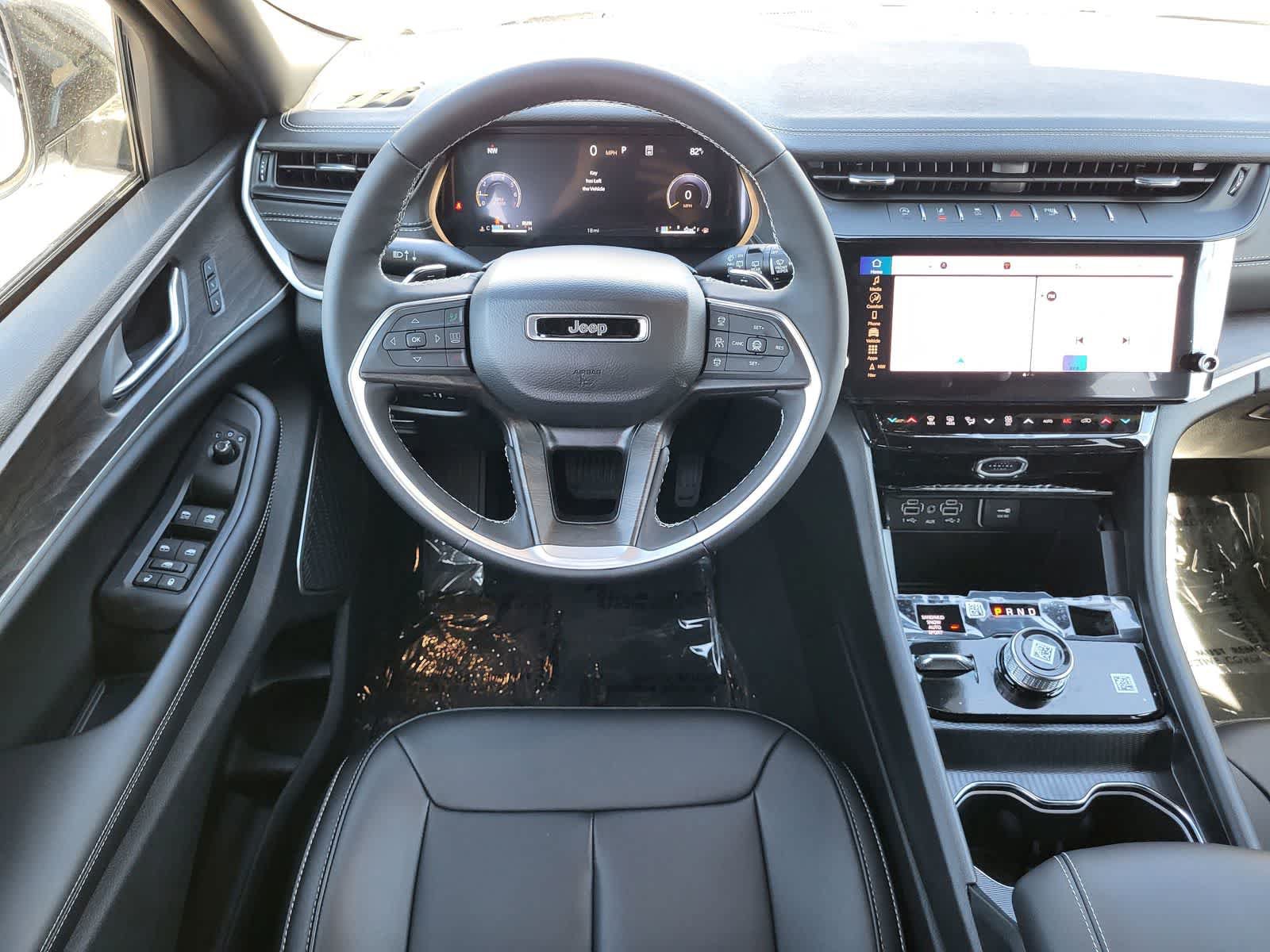 New 2026 Jeep Grand Cherokee L Limited AWD/4WD image 18