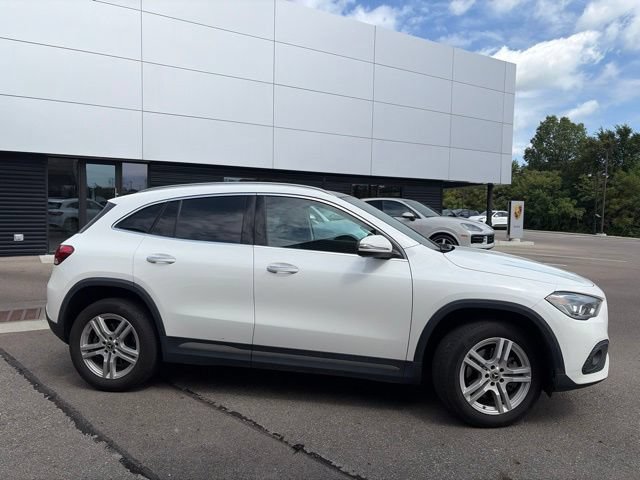 Used 2023 Mercedes-Benz GLA 250 4MATIC image 2