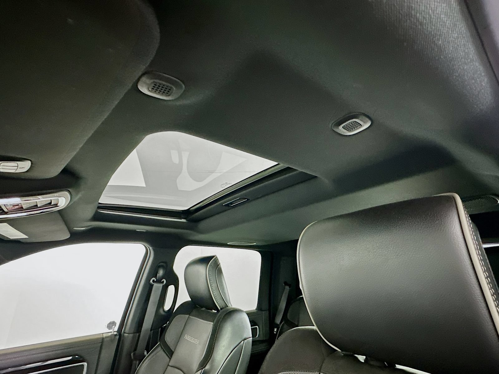 Used 2020 RAM 3500 Laramie AWD/4WD image 24