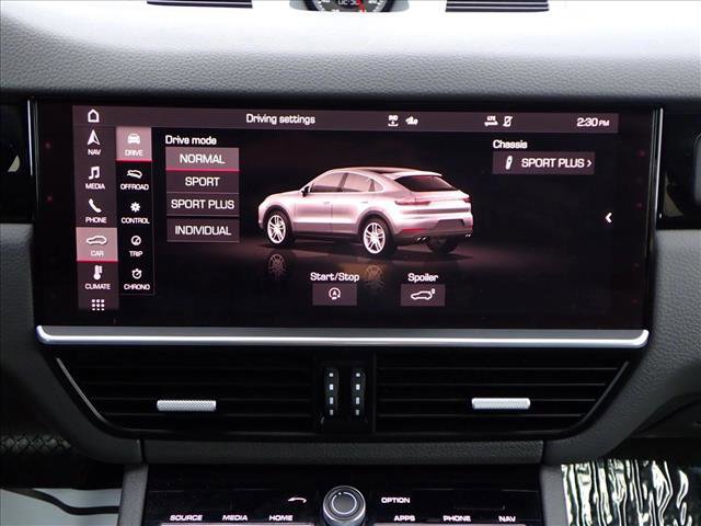 Used 2021 Porsche Cayenne Coupe image 21