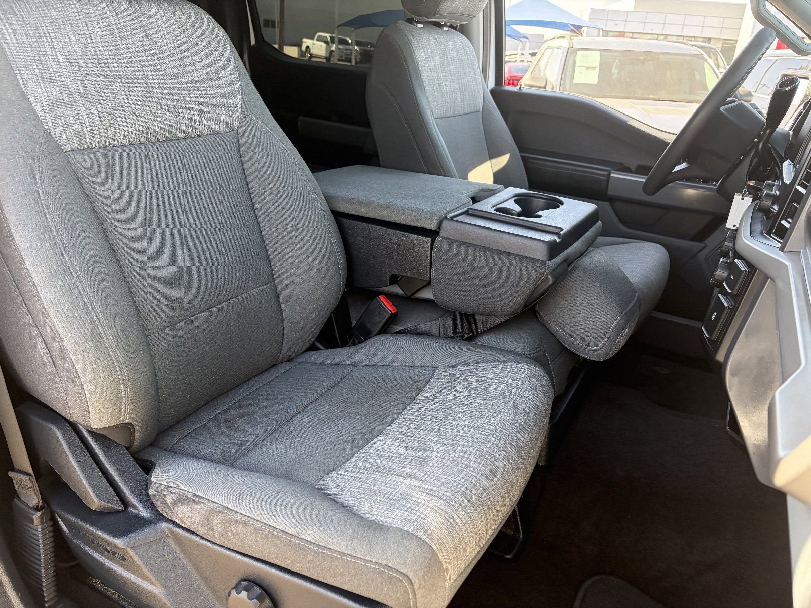 Used 2021 Ford F150 XLT image 11