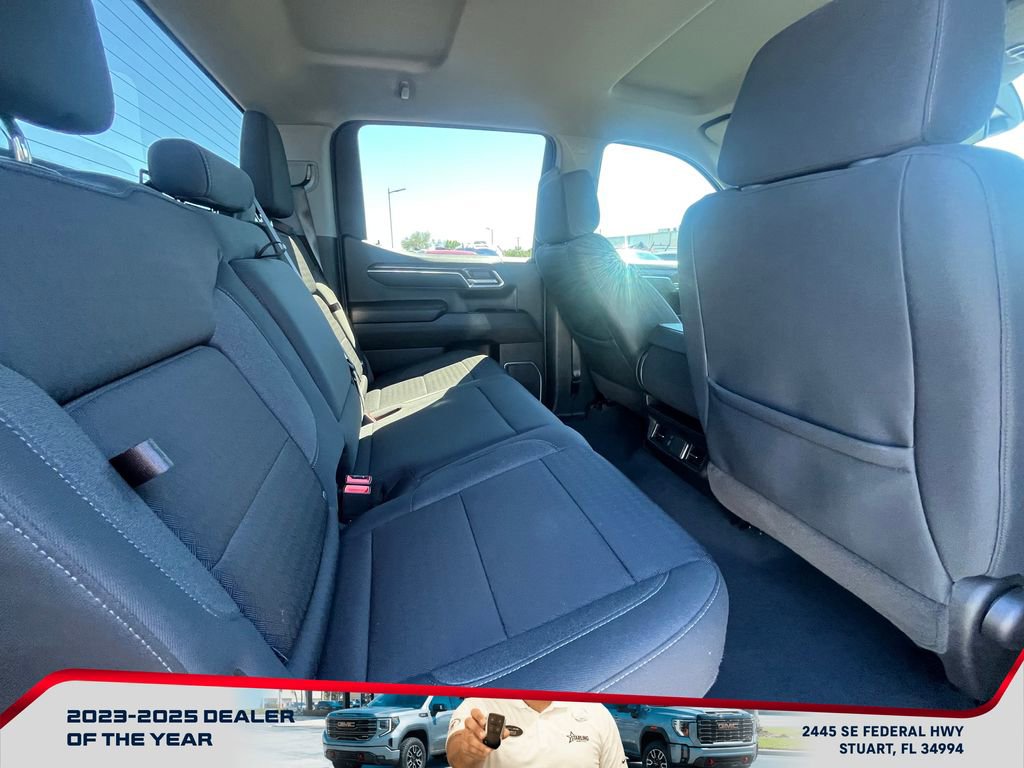 Used 2025 GMC Sierra 1500 Elevation image 18
