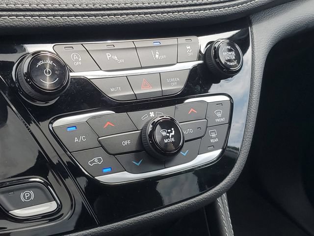 New 2026 Chrysler Pacifica Limited w/ S Appearance Package AWD/4WD image 30