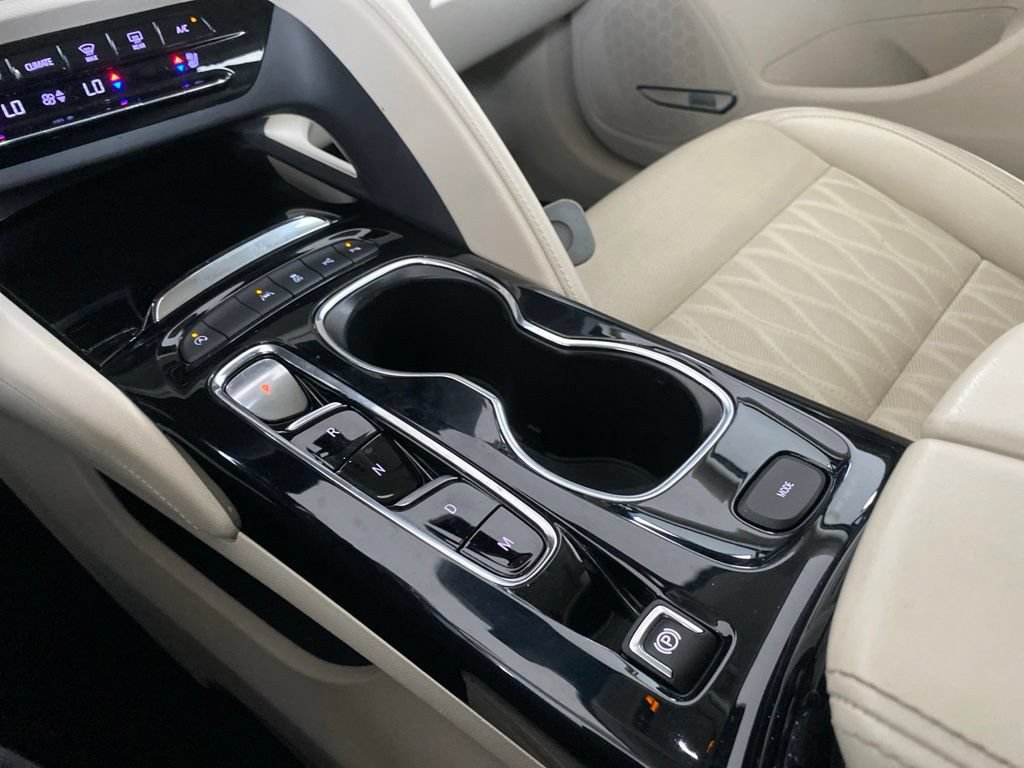 Used 2022 Buick Envision Avenir w/ Technology Package II FWD image 56