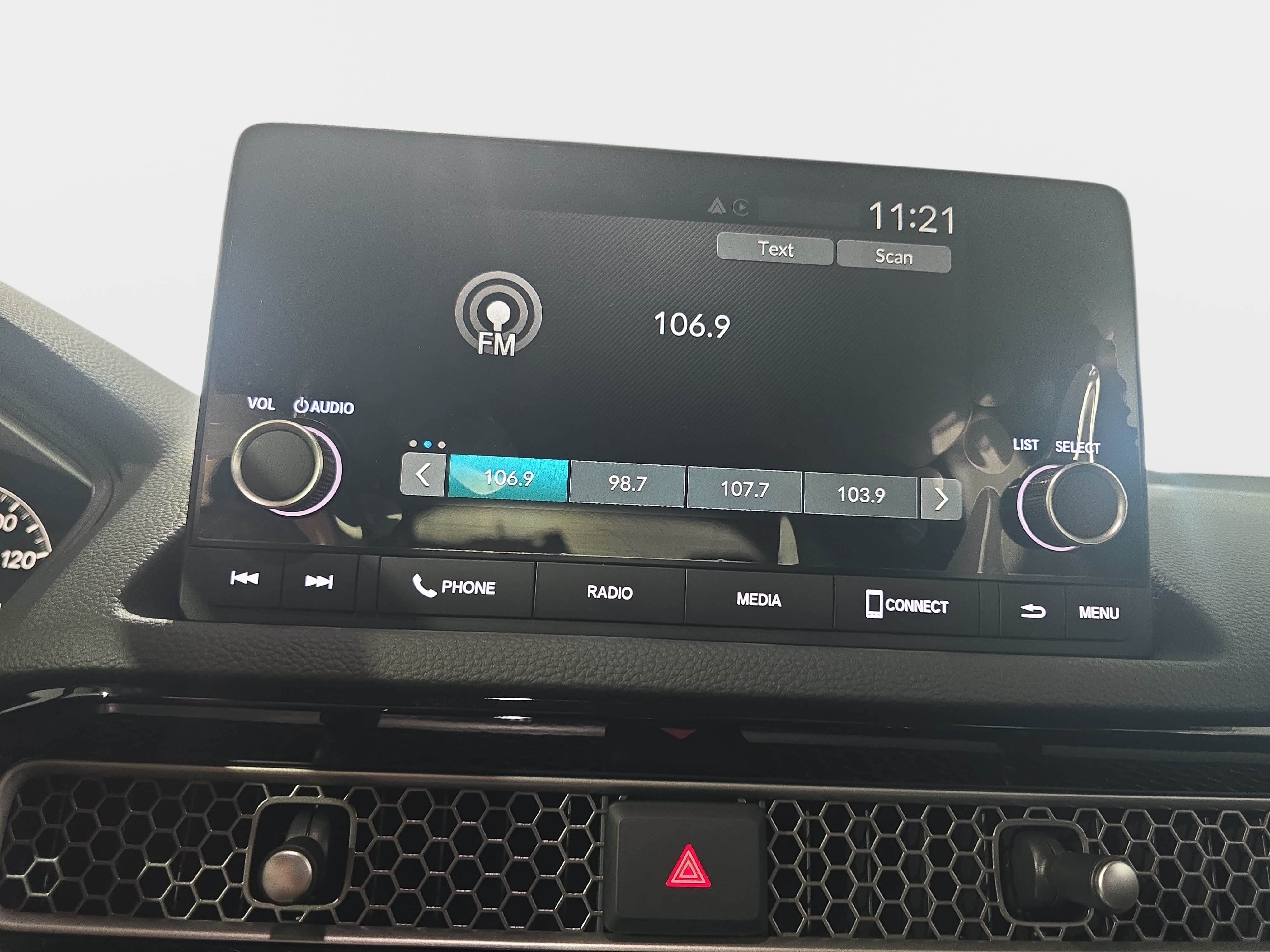 Used 2025 Honda Civic Sport image 18