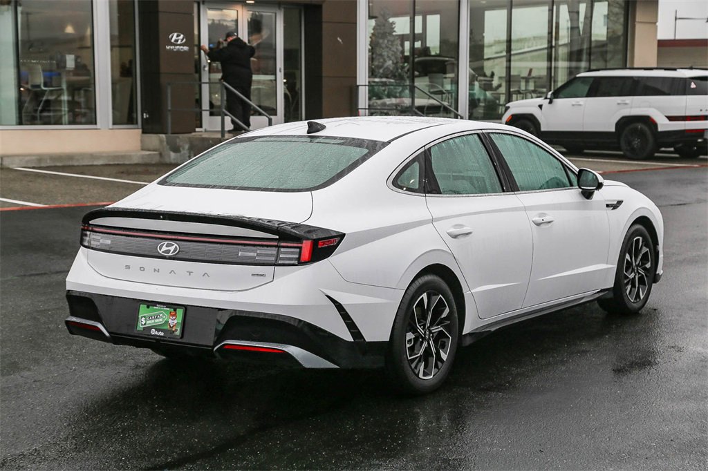 Used 2024 Hyundai Sonata SEL image 9